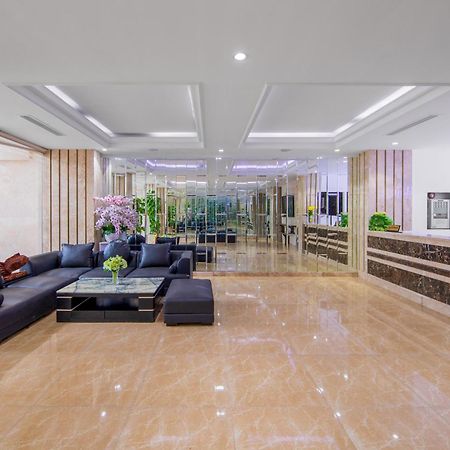 Kay Hotel Da Nang - Near Dragon Bridge Екстер'єр фото