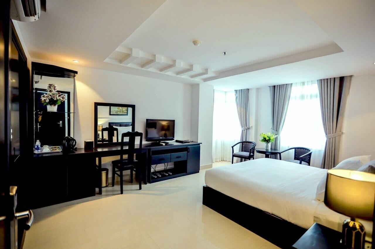 Kay Hotel Da Nang - Near Dragon Bridge Екстер'єр фото
