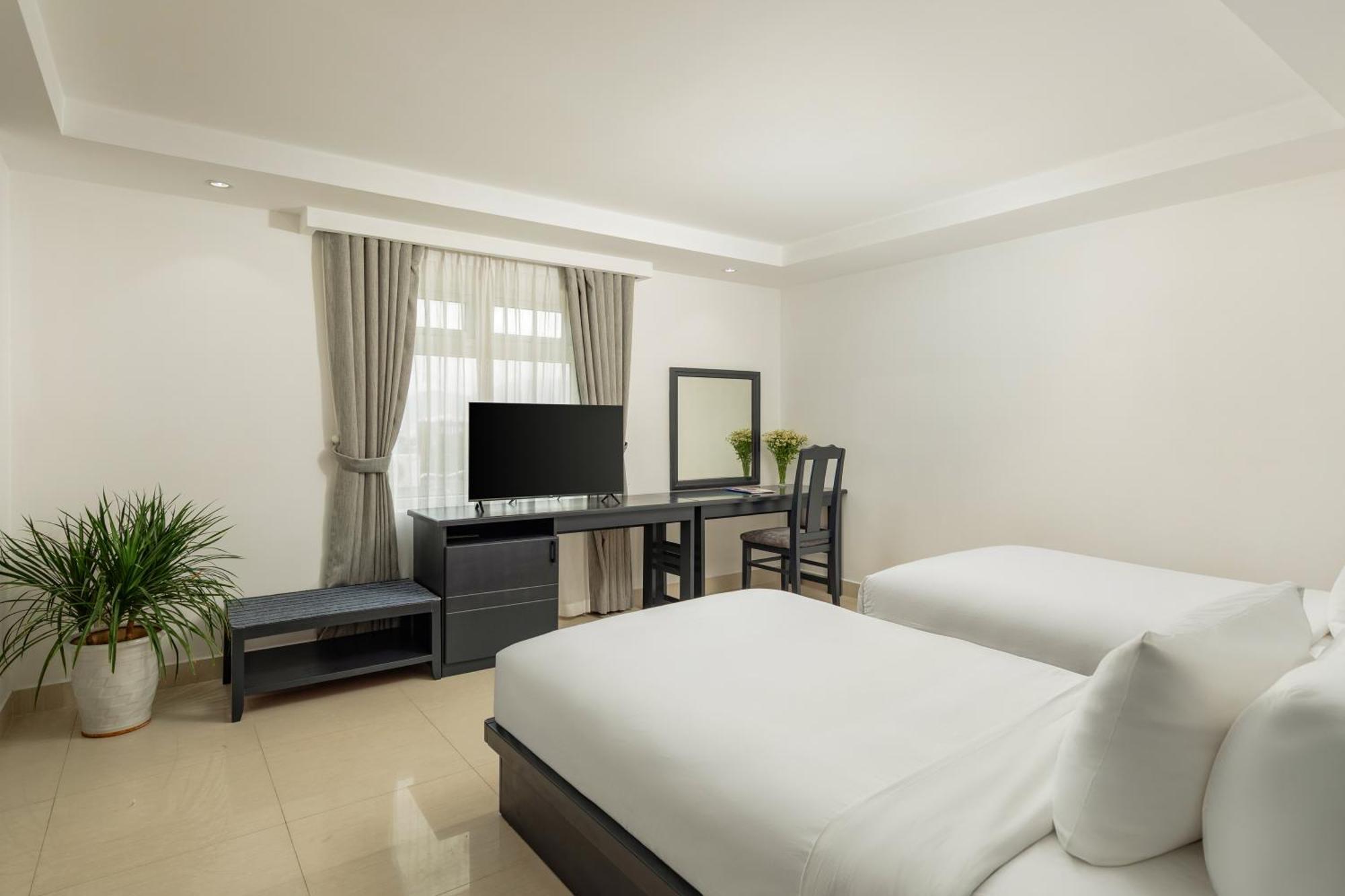 Kay Hotel Da Nang - Near Dragon Bridge Екстер'єр фото