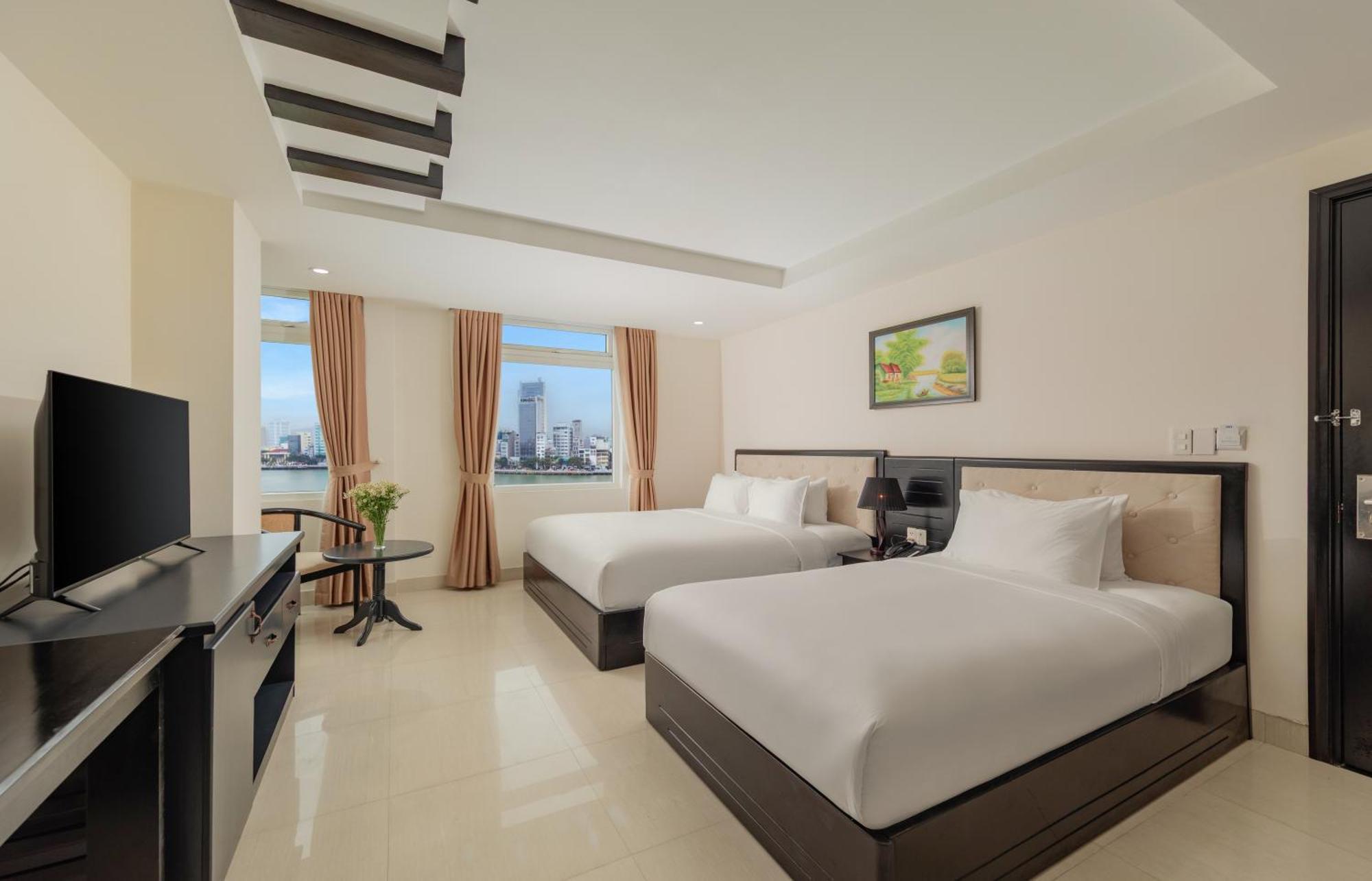 Kay Hotel Da Nang - Near Dragon Bridge Екстер'єр фото